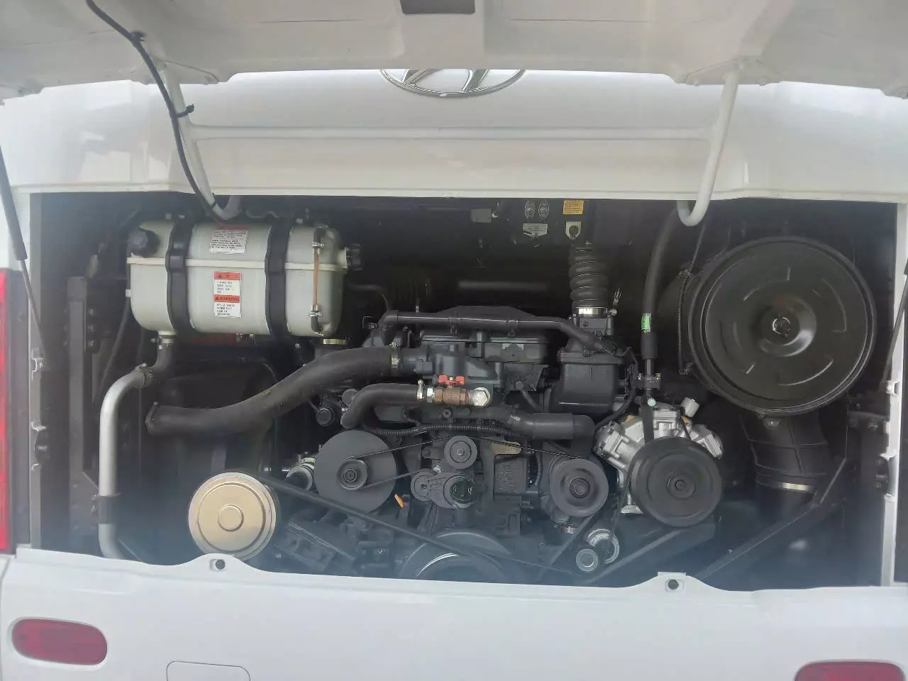 Hyundai Universe 2021 - Xe Hyundai Universe Modern S 47 chỗ, sản xuất năm 2021.
