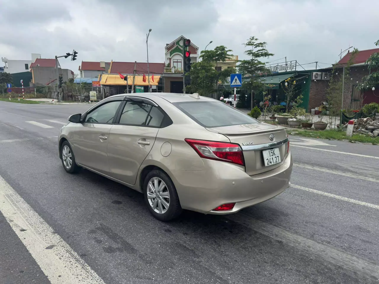 Toyota Vios 2015 - Cần bán Toyota Vios G 2015 – Số tự động – Giá 290 triệu