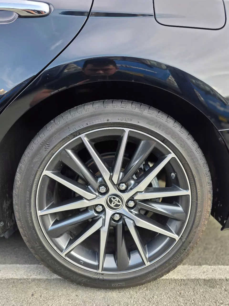 Toyota Camry 2.5Q 2022 - Cần bán xe Toyota Camry 2.5Q đời 2022, màu đen, nhập khẩu