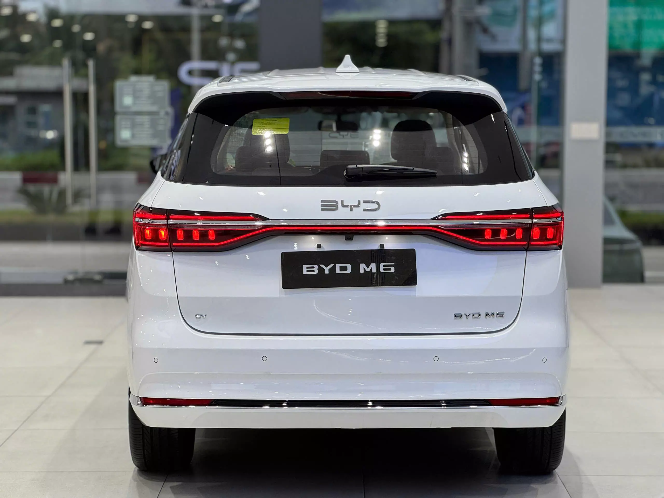 BYD F6 2025 - BYD M6 - Xe thuần điện 7 Chỗ tốt nhất hiện nay. 