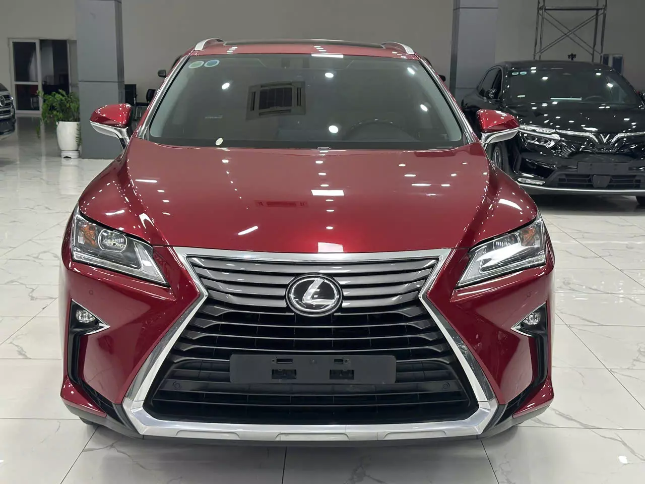 Lexus RX 200 2016 - Bán Lexus RX200t sản xuất năm 2016 đăng ký 2017 một chủ từ đầu màu đỏ nội thất nâu