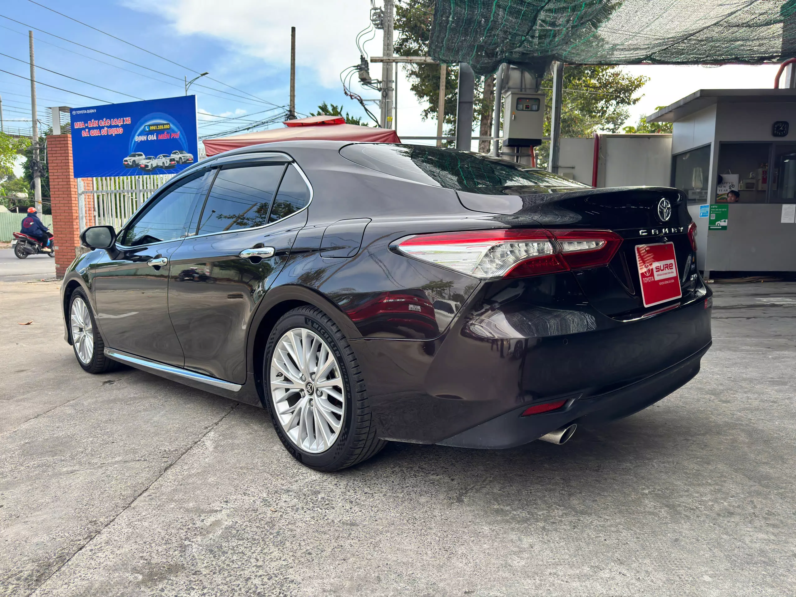 Toyota Camry 2.5Q 2019