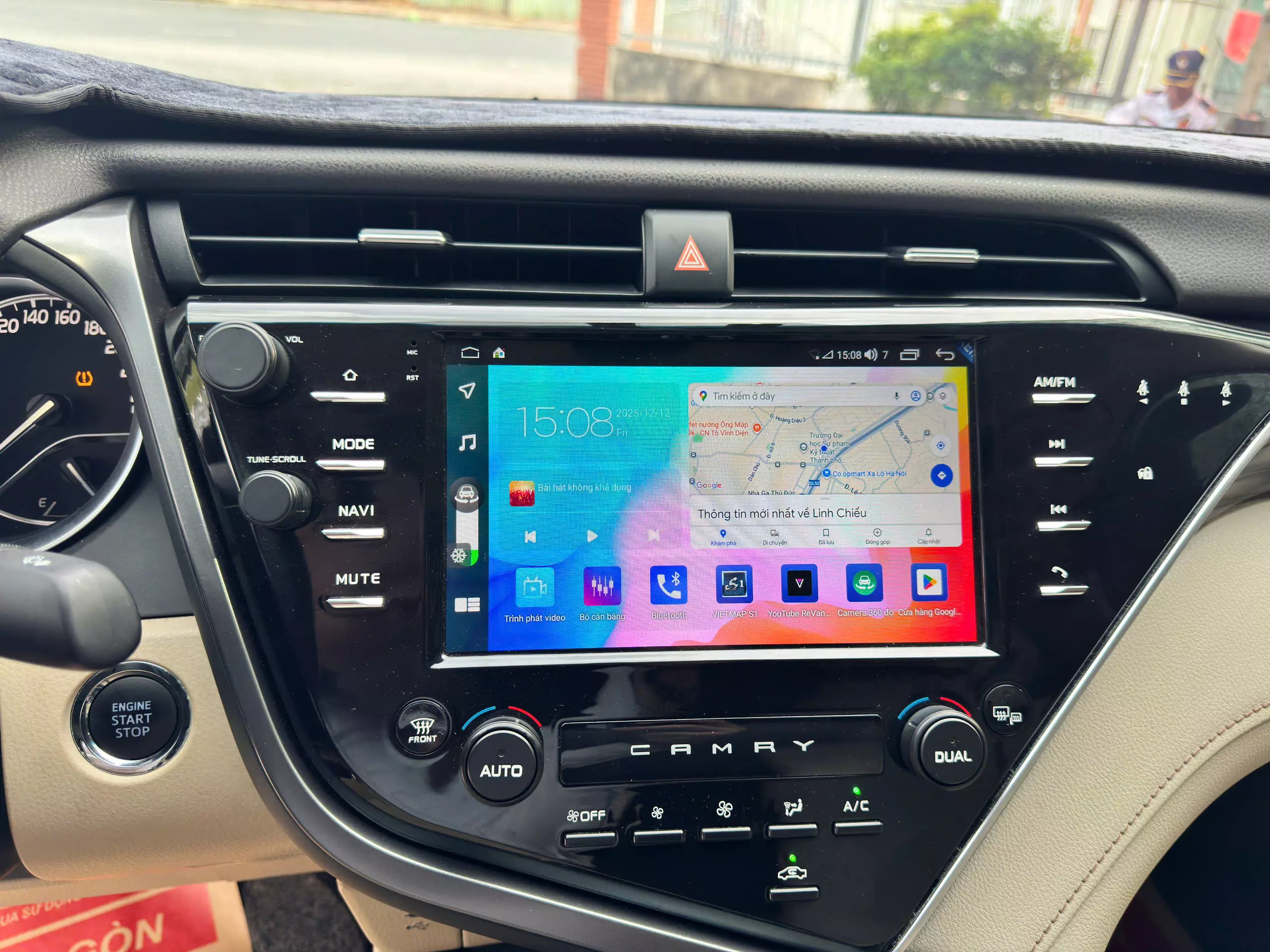 Toyota Camry 2.5Q 2019