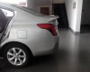 Nissan Sunny XV 2016 - Cần bán Nissan Sunny XV đời 2016, màu bạc, giá 565 triệu