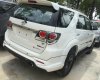 Toyota Yaris 2016 - Bán Toyota Yaris sản xuất 2016 màu trắng, giá chỉ 674 Triệu, xe nhập