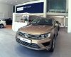 Volkswagen Touareg   2016 - Bán Volkswagen Touareg đời 2016, màu vàng, nhập khẩu chính hãng