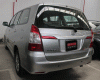 Toyota Innova E 2014 - Bán ô tô Toyota Innova E 2014, màu bạc. Hỗ trợ vay đến 65%