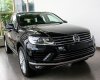 Volkswagen Touareg 2016 - Cần bán xe Volkswagen Touareg 2016, hỗ trợ vay 80% gía trị xe, LH: 0931416628 nhận giá tốt