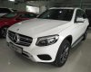 Mercedes-Benz GLC 250 4 Matic 2017 - Bán Mercedes GLC250 4 Matic đời 2017, màu trắng, nội thất nâu, xe giao ngay