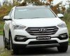 Hyundai Santa Fe CRDI 4WD 2018 - Hyundai BG cần bán xe Hyundai Santa Fe máy dầu 2018, màu trắng, bản đặc biệt. Trưởng phòng KD: Mr Trung 0941.367.999