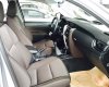 Toyota Fortuner G 2017 - Bán Toyota Fortuner G 2017, màu bạc, giao xe ngay