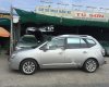 Kia Carens EX 2011 - Bán xe Kia Carens EX đời 2011, màu bạc