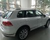 Volkswagen Touareg GP 2016 - Volkswagen Touareg tặng 50% thuế trước bạ tháng 3/2017. Liên Hệ 0969.560.733 Minh