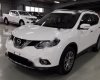 Nissan X trail SV 2.5AT 4x4WD 2017 - Cần bán xe Nissan X trail SV đời 2017, màu trắng