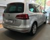 Volkswagen Sharan 2016 - Bán Volkswagen Sharan đời 2016, màu bạc, nhập khẩu