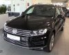 Volkswagen Polo GP 2016 - Bán dòng SUV Volkswagen Touareg GP,  màu đen, nhập Đức. LH Hương 0902608293