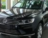 Volkswagen Polo GP 2016 - Bán dòng SUV Volkswagen Touareg GP,  màu đen, nhập Đức. LH Hương 0902608293