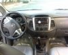 Toyota Innova E 2013 - Cần bán lại xe Toyota Innova E đời 2013, số sàn