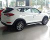 Hyundai Tucson Limited 2.0 AT FWD 2017 - Cần bán xe Hyundai Tucson Limited 2.0 AT FWD sản xuất năm 2017, màu trắng, giá chỉ 980 triệu