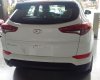 Hyundai Tucson Limited 2.0 AT FWD 2017 - Cần bán xe Hyundai Tucson Limited 2.0 AT FWD sản xuất năm 2017, màu trắng, giá chỉ 980 triệu