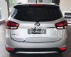 Kia Rondo 2.0 GAT 2017 - Bán ô tô Kia Rondo 2.0 GAT sản xuất 2017, màu bạc, giá tốt