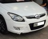 Hyundai i30 CW 2011 - Cần bán xe Hyundai i30 CW 2011, màu trắng, xe nhập, 505tr