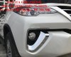 Toyota Fortuner 2.7V (4x2) 2017 - Bán Toyota Fortuner 2.7V (4x2) đời 2017, màu trắng, hỗ trợ trả góp 90% giao xe ngay tại Ninh Bình