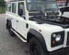 LandRover Defender 110 2003 - Bán LandRover Defender 110 sản xuất 2003, màu trắng, xe nhập, 780tr