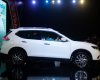 Nissan X trail 2.0 SL 2017 - Bán ô tô Nissan X trail 2.0 SL năm, màu trắng, 999tr