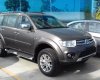 Mitsubishi Pajero Sport 4x2 AT   2016 - Cần bán Mitsubishi Pajero Sport 4x2 AT máy xăng đời 2016, màu nâu