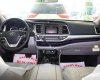 Toyota Highlander LE 2016 - Bán xe Toyota Highlander LE đời 2016, màu trắng, nhập khẩu  