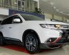 Mitsubishi Outlander 2016 - Cần bán Mitsubishi Outlander đời 2016, màu trắng, xe nhập