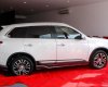 Mitsubishi Outlander 2016 - Cần bán Mitsubishi Outlander đời 2016, màu trắng, xe nhập