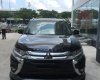 Mitsubishi Stavic 2.0 CVT 2017 - Bán ô tô Mitsubishi Outlander 2.0 CVT đời 2017, màu đen, có bán trả góp liên hệ 0906.884.030