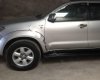 Toyota Fortuner 2.5G 2011 - Bán Toyota Fortuner 2.5G đời 2011, màu bạc số sàn giá cạnh tranh