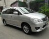 Toyota Innova E 2013 - Bán Toyota Innova E đời 2013, màu bạc, 546tr