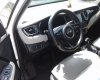 Kia Rondo GATH 2015 - Cần bán Kia Rondo GATH đời 2015, màu trắng xe gia đình, giá 599tr