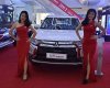 Mitsubishi Outlander 2017 - Bán ô tô Mitsubishi Outlander đời 2017, màu trắng, nhập khẩu