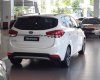 Kia Rondo GAT 2017 - Cần bán xe Kia Rondo GAT đời 2017, màu trắng, 689tr