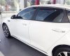 Kia Rondo GAT 2017 - Cần bán xe Kia Rondo GAT đời 2017, màu trắng, 689tr