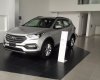 Hyundai Santa Fe  2.4 AT 2WD 2017 - Bán Hyundai Santa Fe 2.4 AT 2WD đời 2017, màu bạc, nhập khẩu