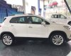 Chevrolet Trax 2017 - Bán xe Chevrolet Trax năm 2017, màu trắng