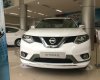 Nissan X trail 2.0 SL 2017 - Bán xe Nissan X-Trail 2.0 SL trắng Ngọc Trinh, giá siêu tốt, gọi ngay: 098.590.4400
