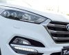 Hyundai Tucson 2017 - Cần bán xe Hyundai Tucson 2017, màu trắng, nhập khẩu nguyên chiếc