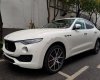 Maserati 2017 - Bán Maserati Levante sản xuất năm 2017, màu trắng, nhập khẩu
