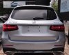 Mercedes-Benz Smart GLC 300 4Matic 2018 - Bán xe Mercedes GLC 300 màu bạc giá tốt. Giao xe ngay