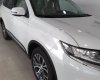 Mitsubishi Outlander 2018 - Cần bán xe Mitsubishi Outlander 2018, màu trắng, giá tốt