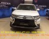 Mitsubishi Outlander 2017 - Bán xe Mitsubishi Outlander 2.0 xe 7 chỗ Đà Nẵng, góp 90% xe, rẻ sốc tháng 4 - LH Lê Nguyệt: 0911.477.123 - 0988.799.330