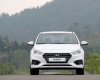 Hyundai Accent 1.4 MT 2018 - Cần bán Hyundai Accent 1.4 MT đời 2018, màu trắng
