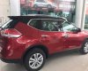 Nissan X trail   2.0 MID Premium  2017 - Cần bán gấp Nissan X trail 2.0 MID Premium sản xuất 2017, màu đỏ, giá chỉ 852 triệu